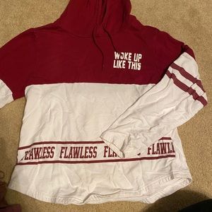 White and maroon sweatshirt